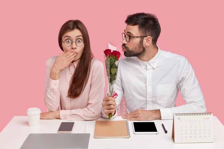 7 Typen, die man auf jeder Feier wiedertrifft: Im Frühling gibt‘s das große Wiedersehen auf Hochzeiten und Geburtstagen