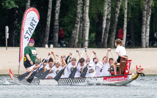 Alles startklar für Sport am Tankumsee: Sommerfest und Drachenbootregatta am 29. Juni
