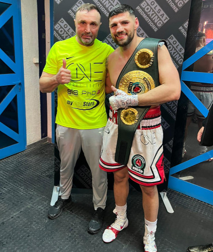 Artur Mann hört auf: Der Gifhorner Boxer wird WBF-Champ, kümmert sich aber fortan um seine Firma