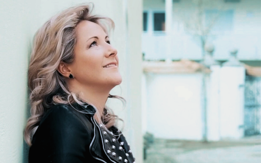 Denise Jolie: Die Glücksverrückte aus Triangel verzaubert am Samstag auf dem Gifhorner Altstadtfest