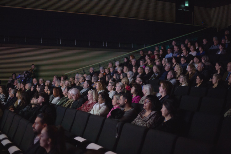 Emotional, würdigend, verbindend: Unsere Bildergalerie zeigt Euch die schönsten Momente der ersten Gala für Gastarbeiterinnen in Gifhorn