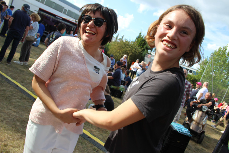 Festival der Lebensfreude: KURTs Bildergalerie zeigt die schönsten Momente der Lebenshilfe-Party