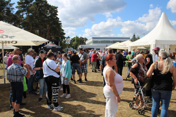 Festival der Lebensfreude: KURTs Bildergalerie zeigt die schönsten Momente der Lebenshilfe-Party