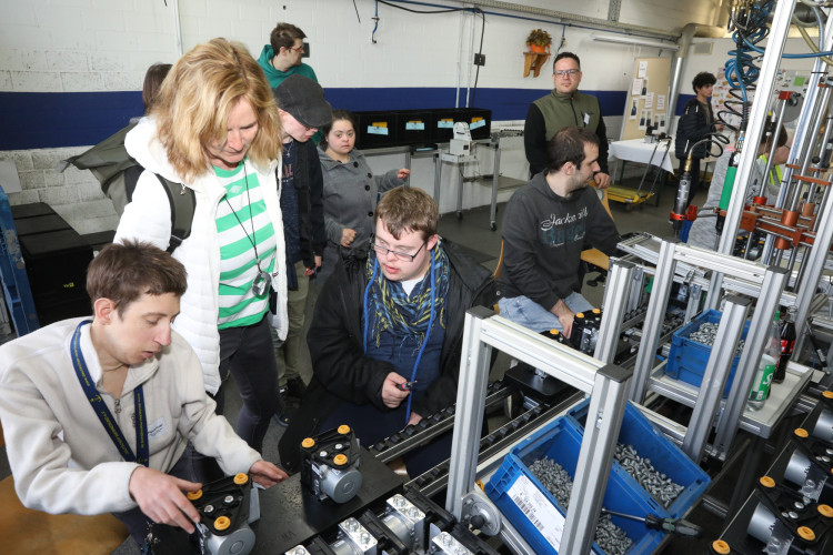 Fotogalerie zum Frühlingserwachen: Die Lebenshilfe strahlt beim Tag der offenen Tür