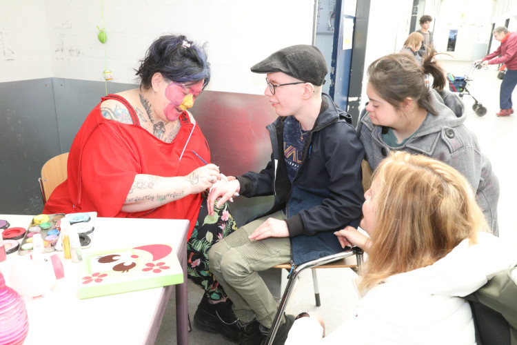 Fotogalerie zum Frühlingserwachen: Die Lebenshilfe strahlt beim Tag der offenen Tür