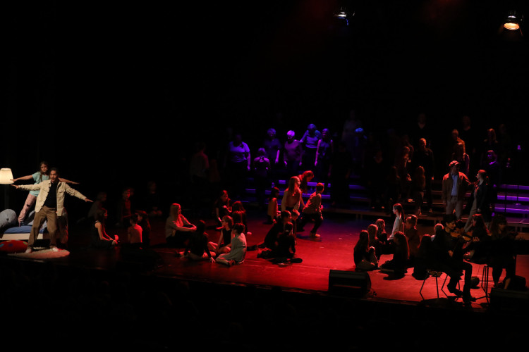 Für das Licht in der Nacht: Gifhorner Musical bringt Emmie Wegner aus Wahrenholz und Matilda Camehl aus Dannenbüttel in die Hauptrolle – Jetzt mit großer KURT-Bildergalerie