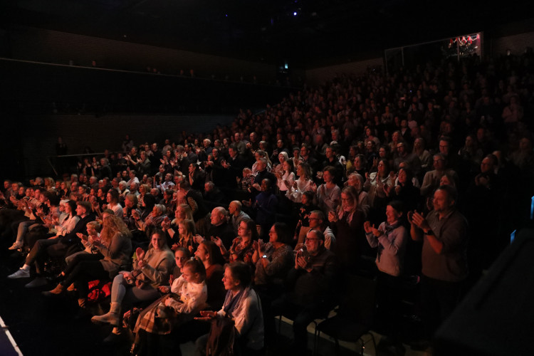 Für das Licht in der Nacht: Gifhorner Musical bringt Emmie Wegner aus Wahrenholz und Matilda Camehl aus Dannenbüttel in die Hauptrolle – Jetzt mit großer KURT-Bildergalerie