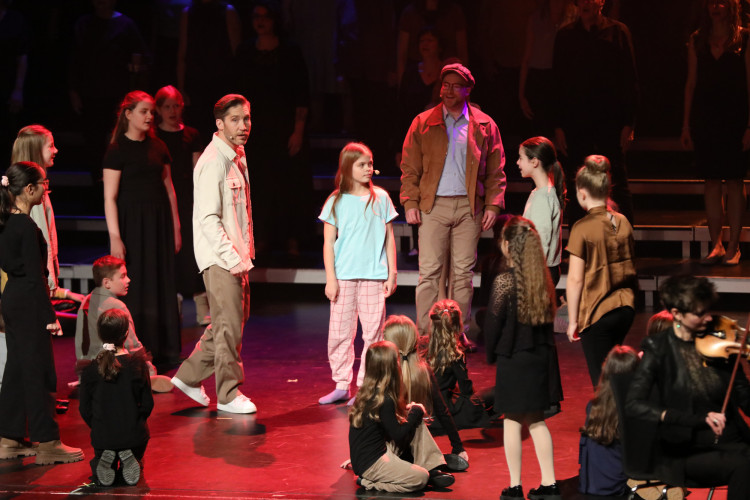 Für das Licht in der Nacht: Gifhorner Musical bringt Emmie Wegner aus Wahrenholz und Matilda Camehl aus Dannenbüttel in die Hauptrolle – Jetzt mit großer KURT-Bildergalerie