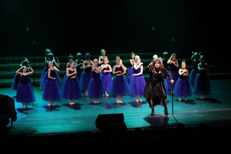Für das Licht in der Nacht: Gifhorner Musical bringt Emmie Wegner aus Wahrenholz und Matilda Camehl aus Dannenbüttel in die Hauptrolle – Jetzt mit großer KURT-Bildergalerie
