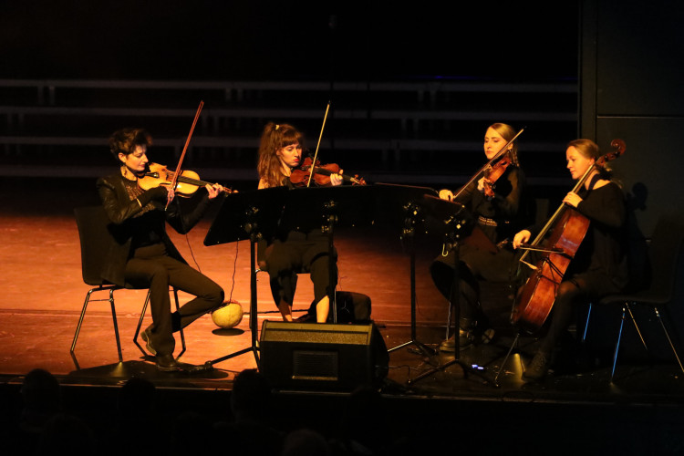 Für das Licht in der Nacht: Gifhorner Musical bringt Emmie Wegner aus Wahrenholz und Matilda Camehl aus Dannenbüttel in die Hauptrolle – Jetzt mit großer KURT-Bildergalerie