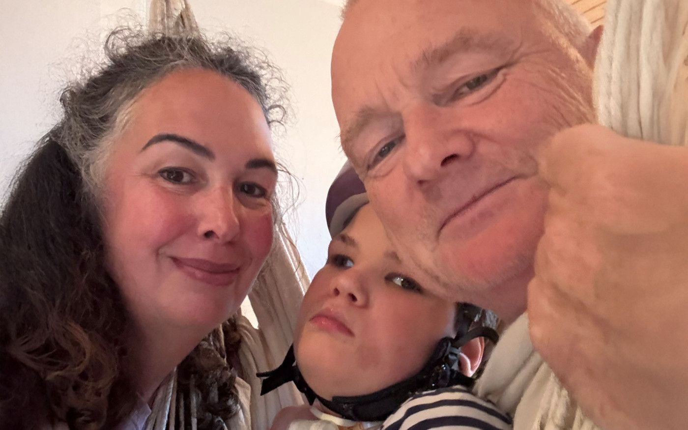 Gebt acht auf zarte Wesen: Rebecca Fritsche und Carsten Bonath aus Wesendorf kämpfen für die Bildung ihrer Tochter Frida