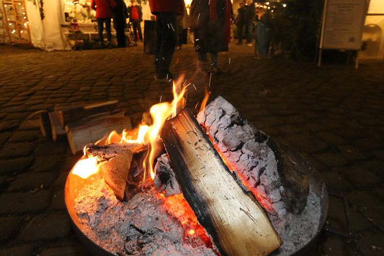Gemütlich, ideenreich, familiär: Hier findest Du KURTs schönste Fotos vom Schlossmarkt und Gifhorner Weihnachtsmarkt