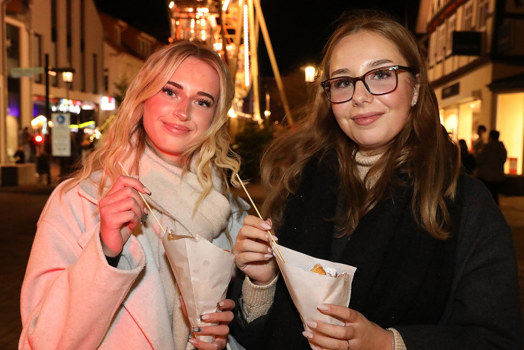Gemütlich, ideenreich, familiär: Hier findest Du KURTs schönste Fotos vom Schlossmarkt und Gifhorner Weihnachtsmarkt
