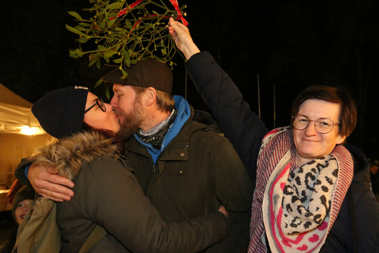 Gemütlich, ideenreich, familiär: Hier findest Du KURTs schönste Fotos vom Schlossmarkt und Gifhorner Weihnachtsmarkt