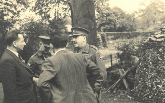 Gifhorn feiert 80 Jahre Befreiung: Ausstellung der Gifhorner Stadtbücherei am 8. Mai