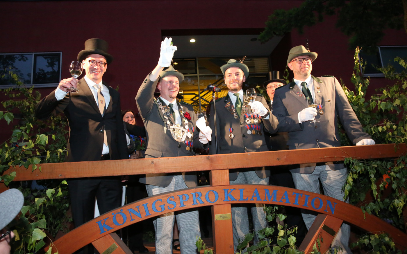 Gifhorner Schützenfest 2025 trotz Schießheim-Brand gerettet – Königsschießen findet vorab in Meine statt