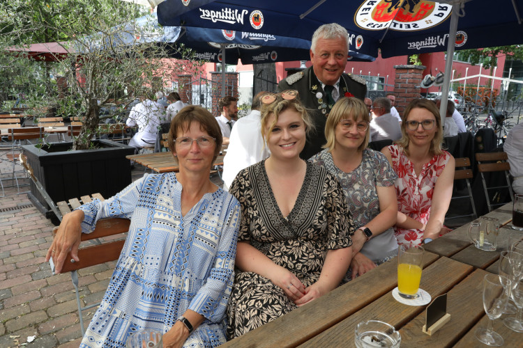 Gifhorner Schützenfest-Sonntag: Hier haben wir für Euch die schönsten Motive vom Abschluss