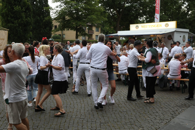 Gifhorner Schützenfest-Sonntag: Hier haben wir für Euch die schönsten Motive vom Abschluss