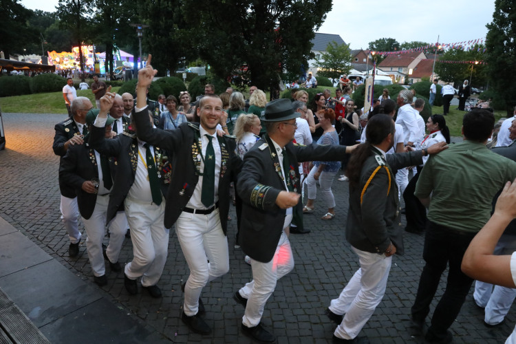 Gifhorner Schützenfest-Sonntag: Hier haben wir für Euch die schönsten Motive vom Abschluss