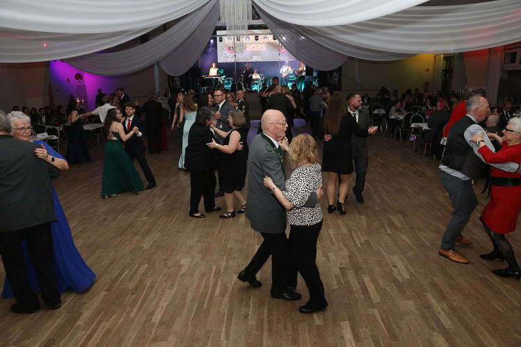 Große KURT-Bildergalerie: Hier leben die schönsten Momente vom Frühlingsball des Bürgerschützenkorps Gifhorn noch einmal auf