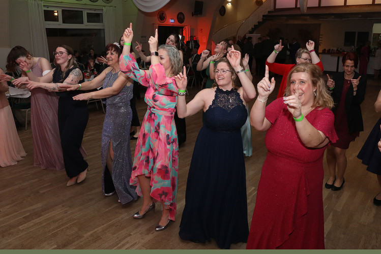 Große KURT-Bildergalerie: Hier leben die schönsten Momente vom Frühlingsball des Bürgerschützenkorps Gifhorn noch einmal auf