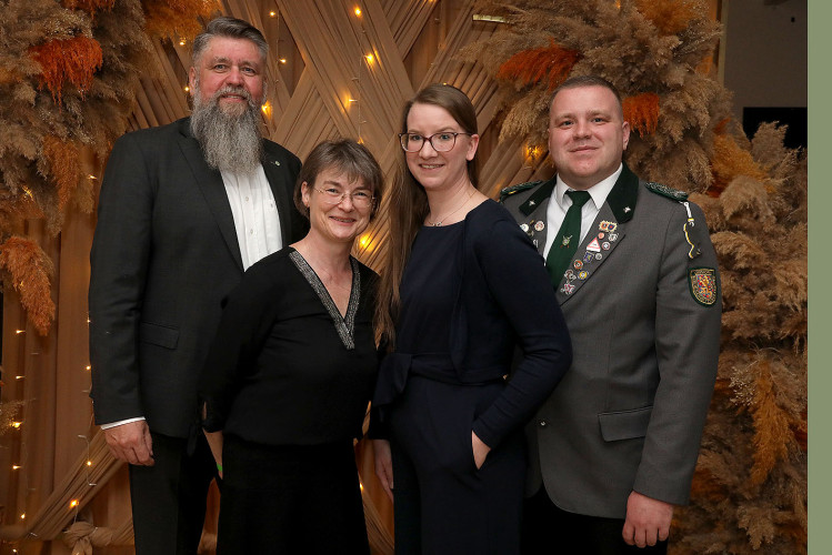 Große KURT-Bildergalerie: Hier leben die schönsten Momente vom Frühlingsball des Bürgerschützenkorps Gifhorn noch einmal auf