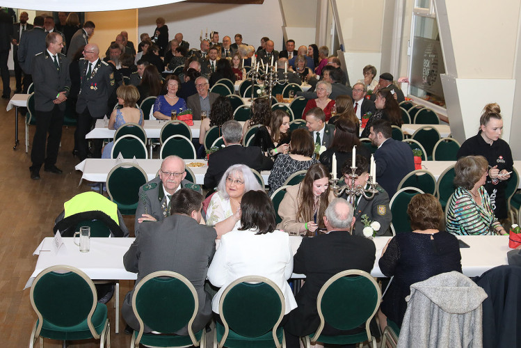 Große KURT-Bildergalerie: Hier leben die schönsten Momente vom Frühlingsball des Bürgerschützenkorps Gifhorn noch einmal auf