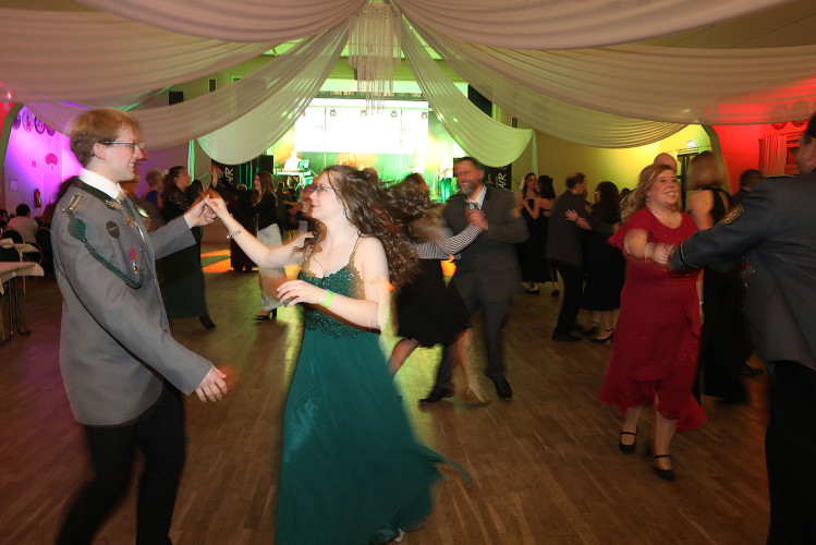 Große KURT-Bildergalerie: Hier leben die schönsten Momente vom Frühlingsball des Bürgerschützenkorps Gifhorn noch einmal auf