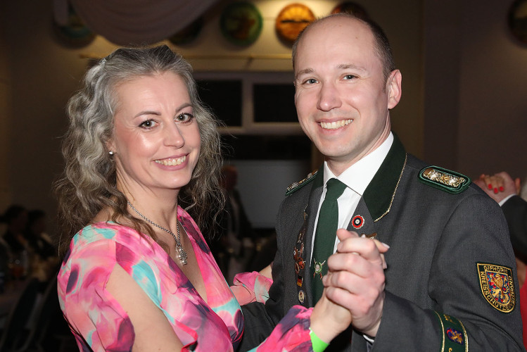 Große KURT-Bildergalerie: Hier leben die schönsten Momente vom Frühlingsball des Bürgerschützenkorps Gifhorn noch einmal auf