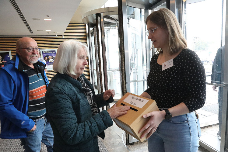 Große KURT-Fotogalerie: So emotional und glamourös war das Frühjahrskonzert der Lebenshilfe Gifhorn und des Kreisfeuerwehrorchesters