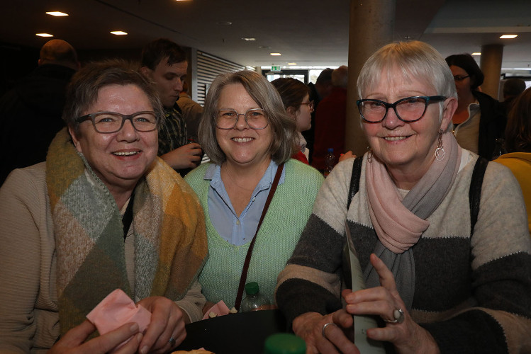 Große KURT-Fotogalerie: So emotional und glamourös war das Frühjahrskonzert der Lebenshilfe Gifhorn und des Kreisfeuerwehrorchesters