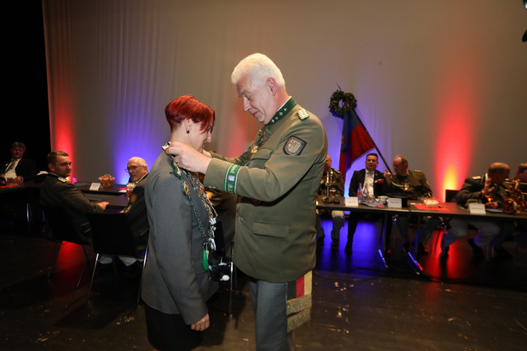 Große KURT-Fotogalerie zum Gifhorner Schützenfest: Der Tag, an dem Wilfried Albrecht und Sandra Kopatzki triumphierten