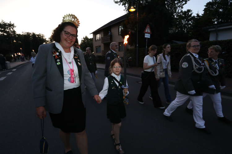 Große KURT-Fotogalerie zum Gifhorner Schützenfest: Der Tag, an dem Wilfried Albrecht und Sandra Kopatzki triumphierten