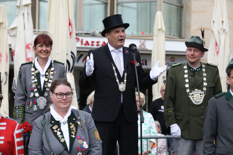 Große KURT-Fotogalerie zum Gifhorner Schützenfest: Der Tag, an dem Wilfried Albrecht und Sandra Kopatzki triumphierten