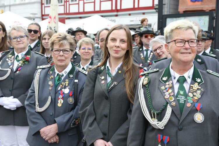 Große KURT-Fotogalerie zum Gifhorner Schützenfest: Der Tag, an dem Wilfried Albrecht und Sandra Kopatzki triumphierten