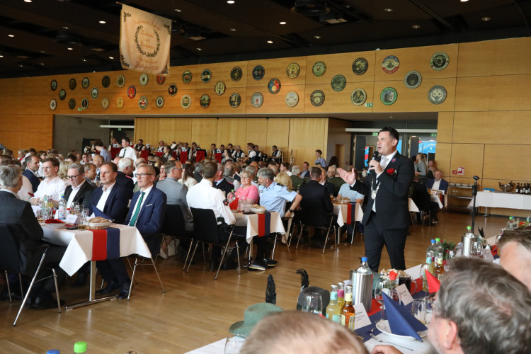 Große KURT-Fotogalerie zum Gifhorner Schützenfest: Der Tag, an dem Wilfried Albrecht und Sandra Kopatzki triumphierten