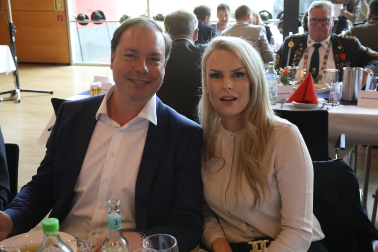 Große KURT-Fotogalerie zum Gifhorner Schützenfest: Der Tag, an dem Wilfried Albrecht und Sandra Kopatzki triumphierten