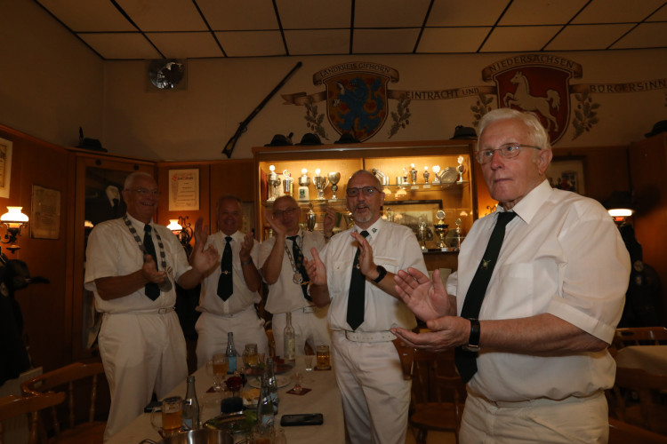 Große KURT-Fotogalerie zum Gifhorner Schützenfest: Der Tag, an dem Wilfried Albrecht und Sandra Kopatzki triumphierten