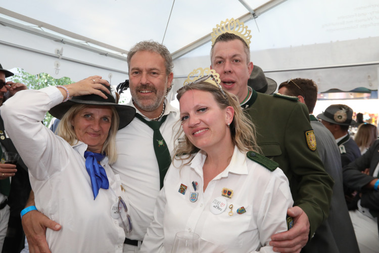 Große KURT-Fotogalerie zum Gifhorner Schützenfest: Der Tag, an dem Wilfried Albrecht und Sandra Kopatzki triumphierten