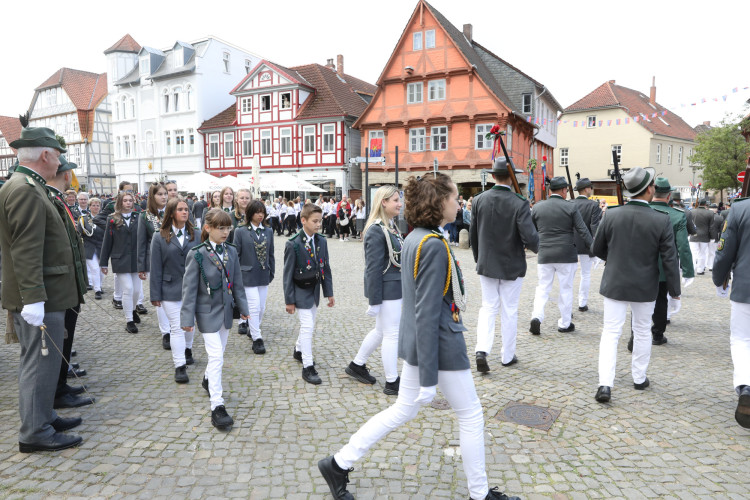 Große KURT-Fotogalerie zum Gifhorner Schützenfest: Der Tag, an dem Wilfried Albrecht und Sandra Kopatzki triumphierten