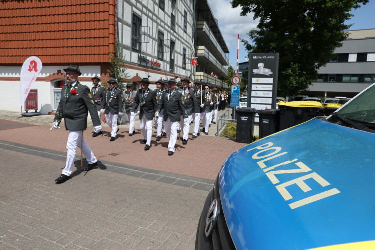 Große KURT-Fotogalerie zum Gifhorner Schützenfest: Der Tag, an dem Wilfried Albrecht und Sandra Kopatzki triumphierten