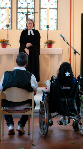 Hochzeit in der Kästorfer Diakonie: Nettchen Bergmann und Andi Rehfeld geben sich das Ja-Wort