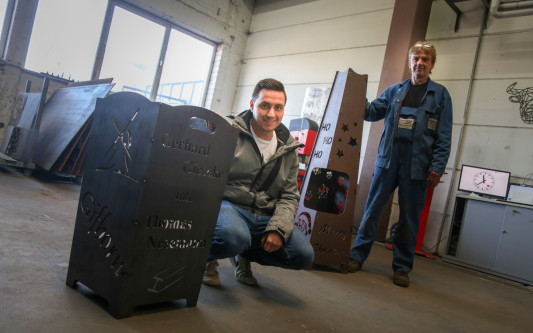 Individuelles Design für coole Geschenke: Die Feuerkörbe von Metallbau Gieseke aus Gamsen sind perfekt für den Winter