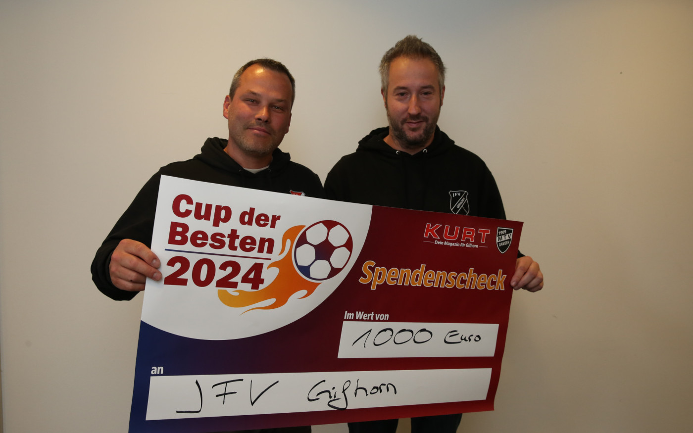 Jugendarbeit ist das A und O: Der JFV Gifhorn feiert seine Cup-der-Besten-Spende in Höhe von 1000 Euro