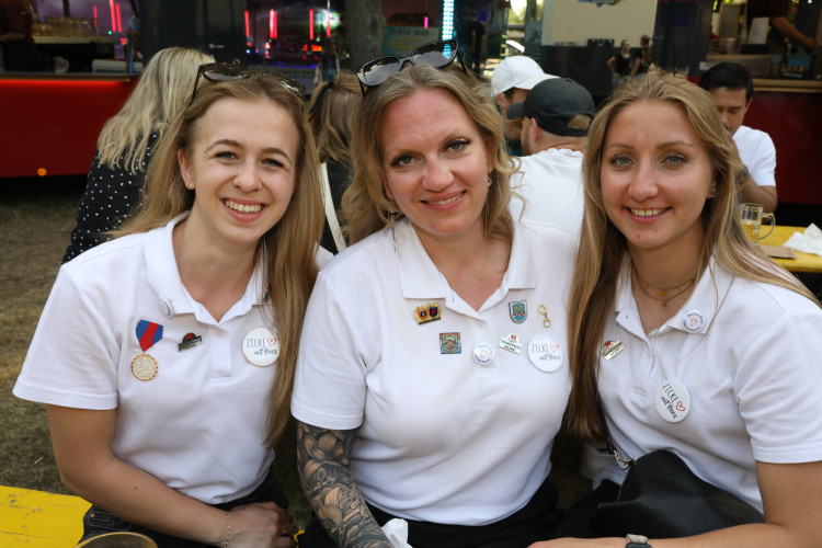 Kuckuck, eine neue KURT-Fotogalerie erwartet Dich: Karsten Krause regiert als König nun Meine