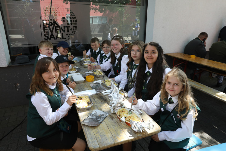 KURT-Fotogalerie: Schön, schöner, Schützenfest-Freitag in Gifhorn