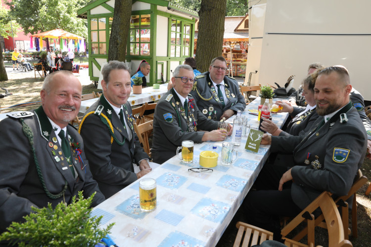 KURT-Fotogalerie: Schön, schöner, Schützenfest-Freitag in Gifhorn