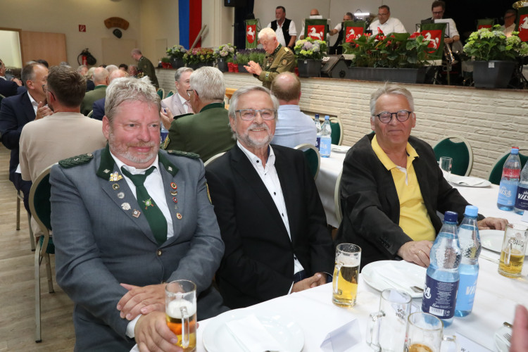 KURT-Fotogalerie: Schön, schöner, Schützenfest-Freitag in Gifhorn