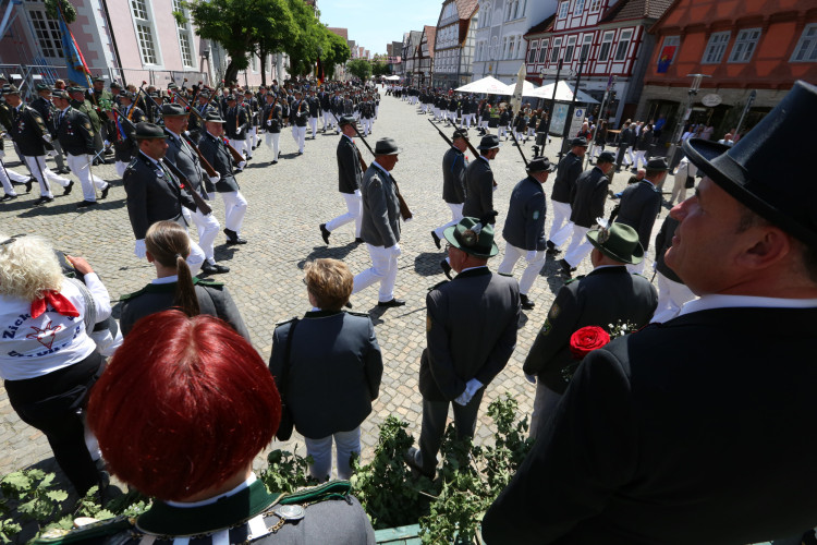 KURT-Fotogalerie: Schön, schöner, Schützenfest-Freitag in Gifhorn