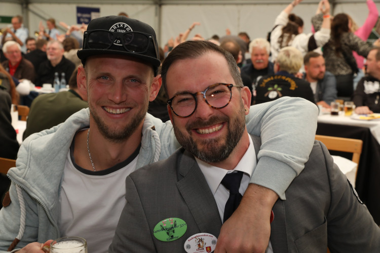 KURT-Fotogalerie zum Schützenfest Kästorf: Marius Wersal heißt Kästorfs neuer König